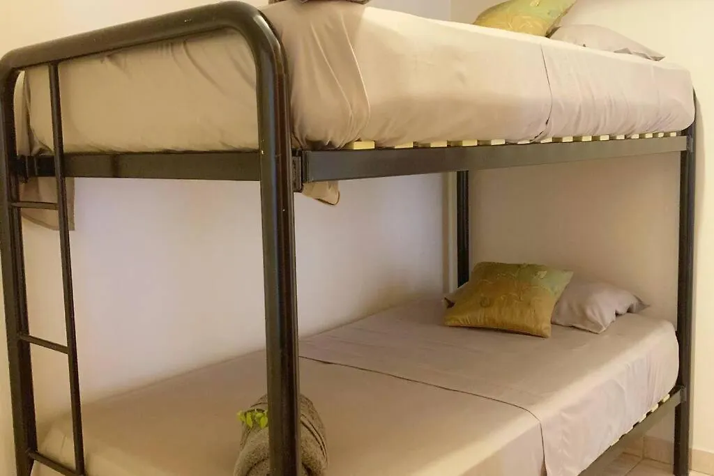Lindo Y Acogedor Apartamento En La Trinidad, Caracas 0*,  Venezuela